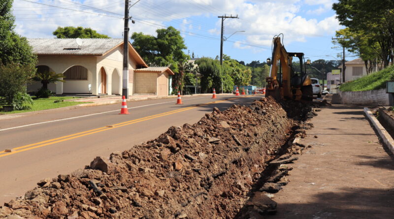 Após muitas tratativas, Casan iniciou a obra que deve ser finalizada em até 90 dias