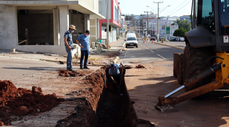 Secretaria realizou troca de tubulações na Avenida Martim Piaseski