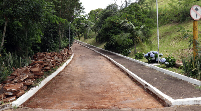 O projeto prevê a revitalização do acesso ao ponto turístico e da gruta